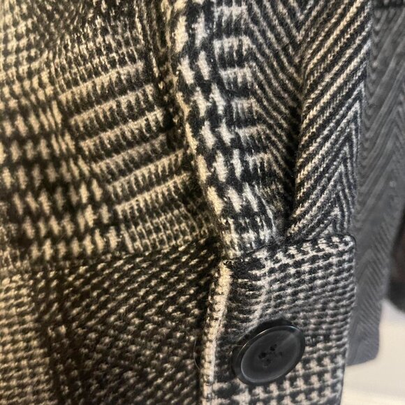 Plaid Coat - Picture 5 of 7